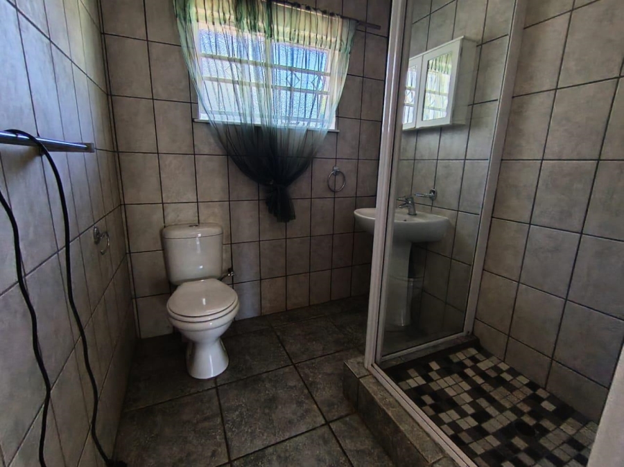 5 Bedroom Property for Sale in Universitas Ridge Free State